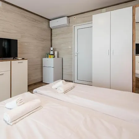 Kabakum Guest Rooms * Sea View * Free Wifi 게스트하우스 *